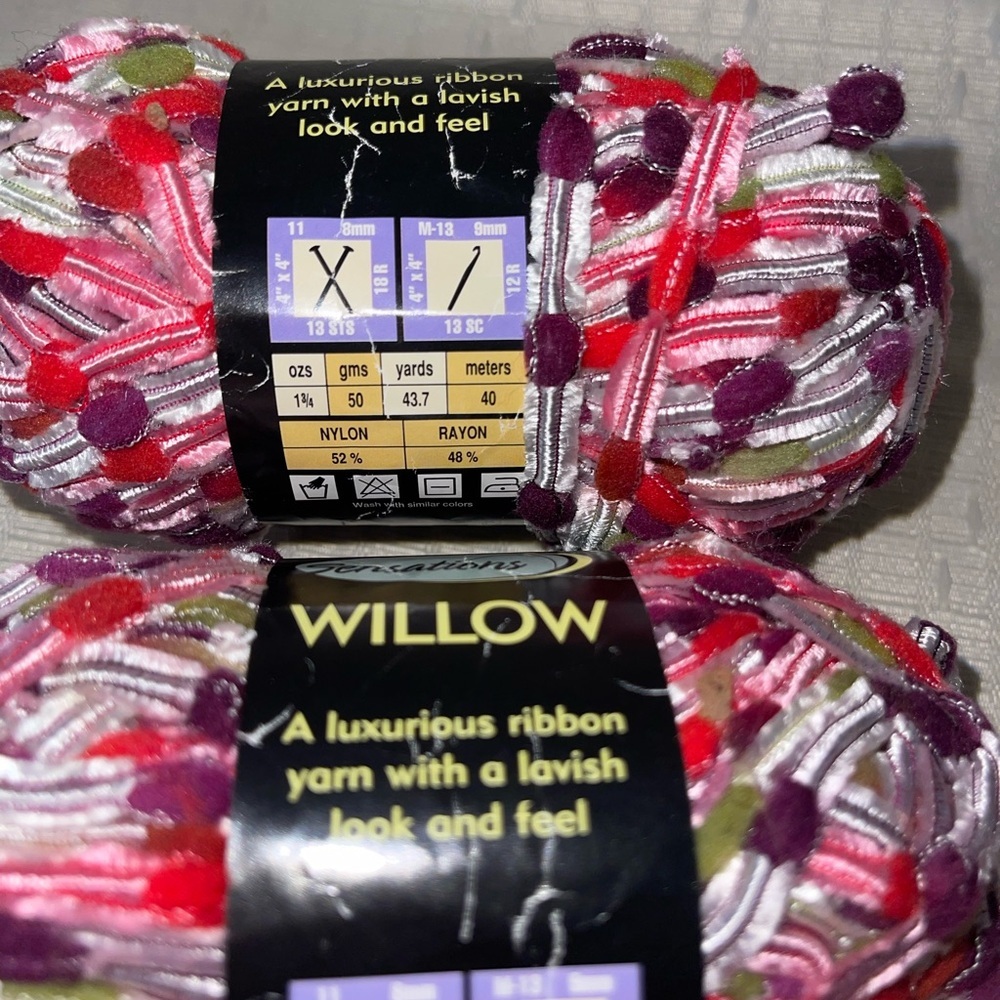 2 Skeins Discontinued Sensations Willow Bulky Wt Yarn Color Berry Willow - Picture 2 of 5